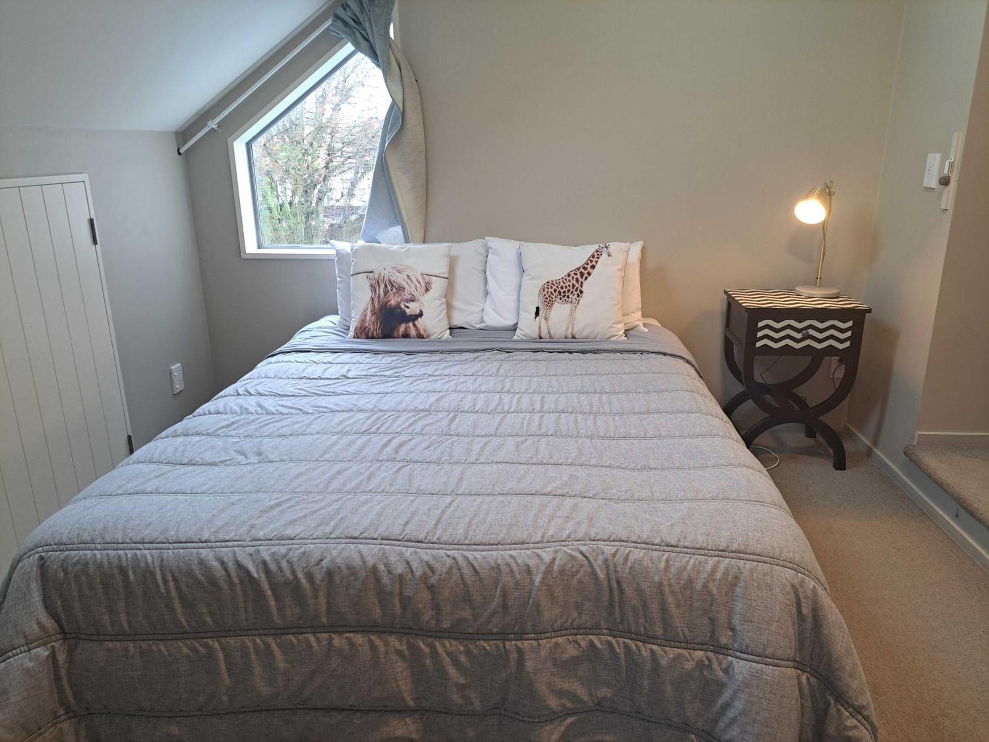 Regents 94B - Christchurch Holiday Homes エクステリア 写真
