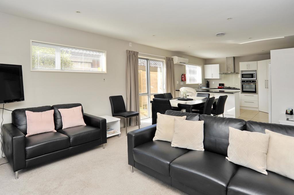 Regents 94B - Christchurch Holiday Homes エクステリア 写真